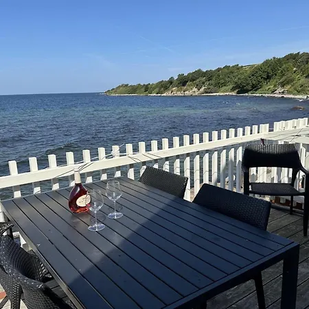 Holiday home Otis - 10m From The Sea In Bornholm By Interhome Hasle
