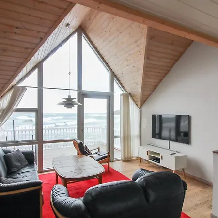Otis - 10m From The Sea By Interhome