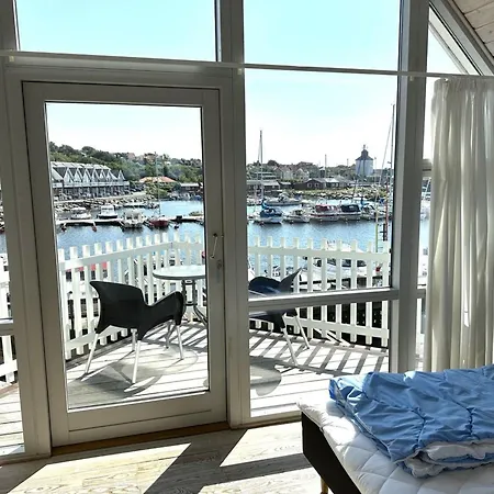 Otis - 10m From The Sea By Interhome *